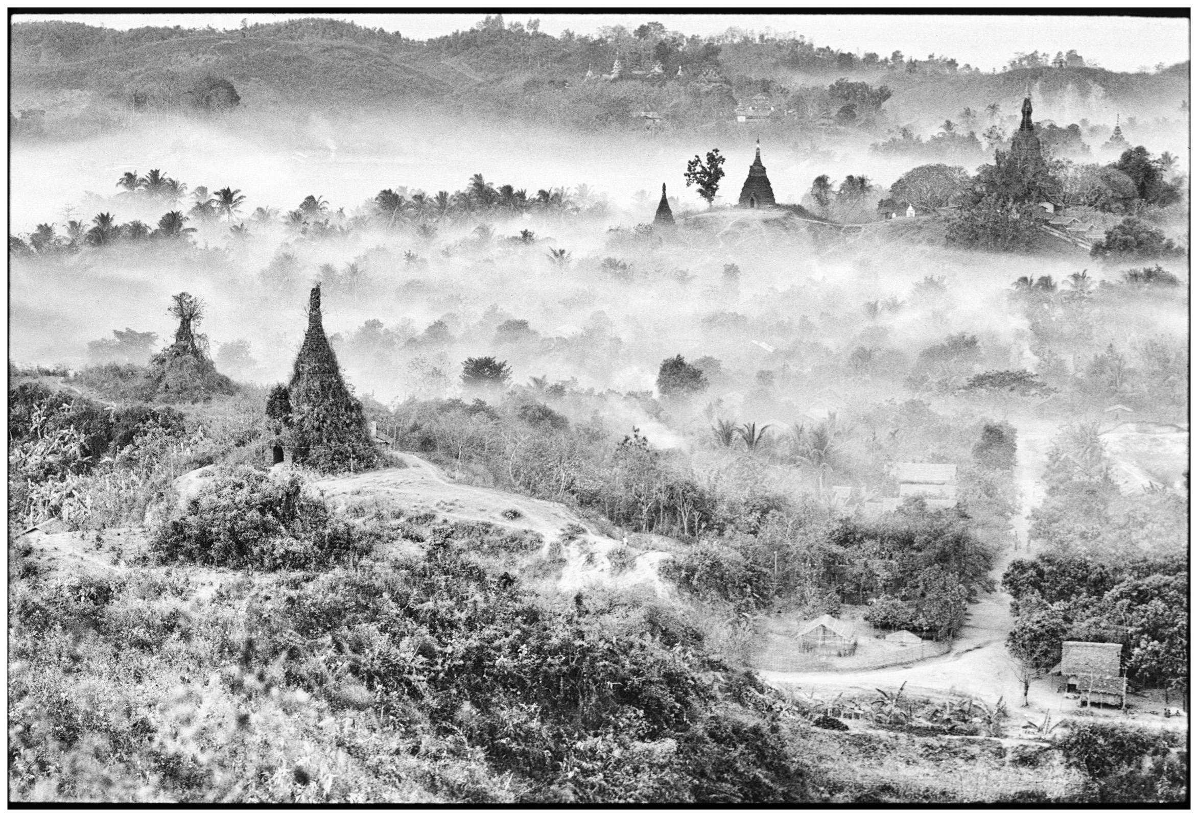 Temples Perdus dans les Brumes
